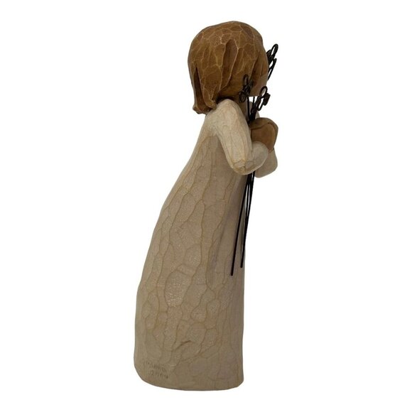 Willow Tree FRIENDSHIP 26155 Figurine Susan Lordi 5.5in Holding Flowers Gift VTG - Picture 2 of 8